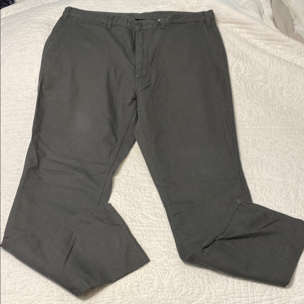 Patagonia Gray Chinos Versatile and Comfortable